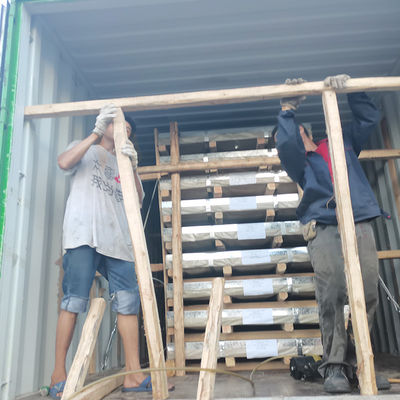 पूर्ण विनिर्देश 1250mmx2500mmx0.7mm SS प्लेट कोल्ड रोल्ड 2B स्टेनलेस स्टील शीट 304 304L ग्रेड