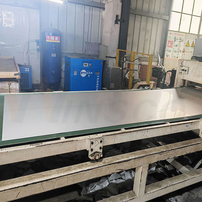 1250mmx2500mm घर्षण प्रतिरोधी स्टेनलेस स्टील शीट 2b सतह मिल किनारे