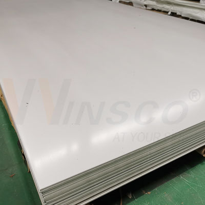 SUS304 1250mmx2500mm आकार 1.5mm मोटी आसान रखरखाव स्टेनलेस स्टील शीत लुढ़का हुआ शीट मिल किनारे 2b सतह के साथ