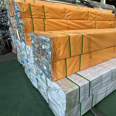 10×10mm से 200×200mm स्टेनलेस स्टील स्क्वायर और आयताकार ट्यूब 1.5-5.0mm दीवार की मोटाई के साथ निर्माण और रेलिंग के लिए