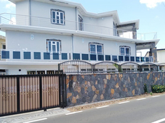 स्टेनलेस स्टील आईनॉक्स